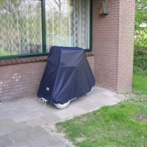 Beschermkap-voor-scootmobiel.jpg